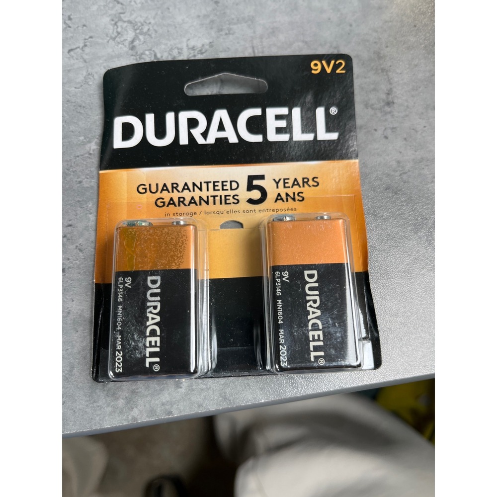 Duracell‎ 9V Alkaline Batteries 2 Pack MN1604 Copper Top 9 Volt